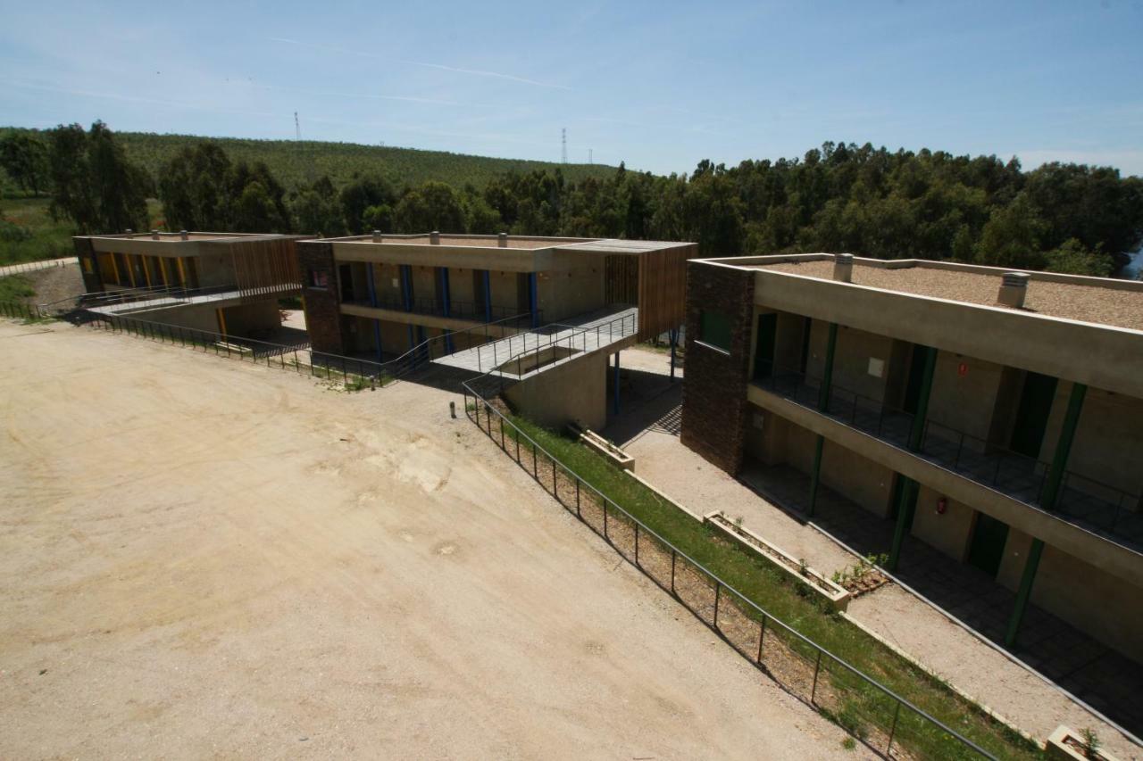 Apartamentos Villa Vacacional Castuera 外观 照片